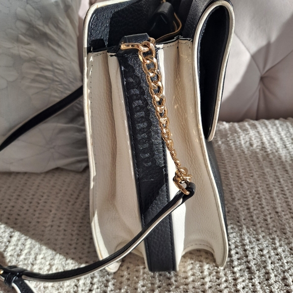 Tory Burch Leather Colorblock Bag - Picture 3 of 11